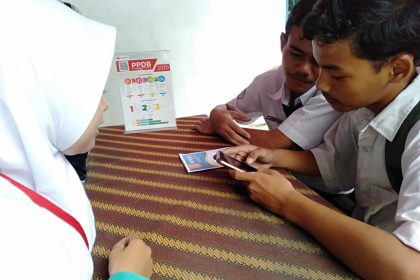 Daftar Sekolah, Via Ponsel