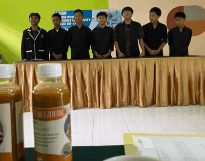 Presentasi Sebelum Pamer Karya